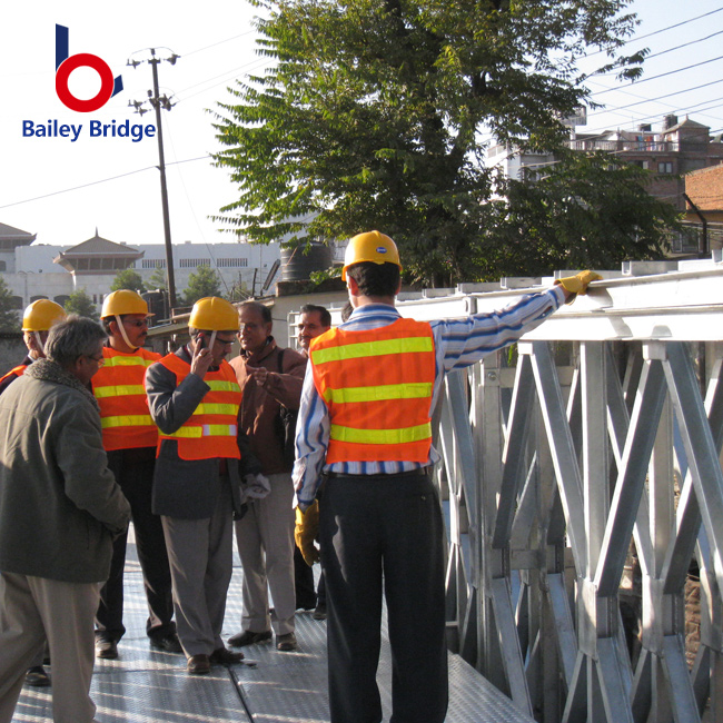 Single-lane bailey bridges